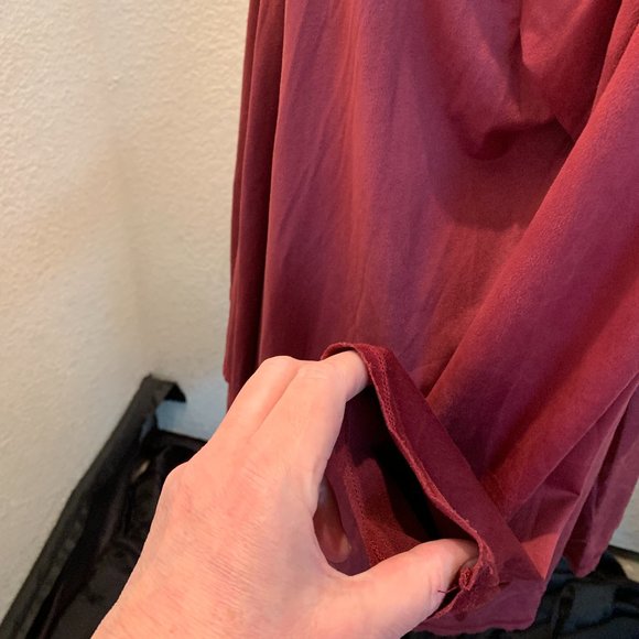 Live and Let Live lightweight drapey jacket XL poly/spandex cranberry NWT - Picture 8 of 12